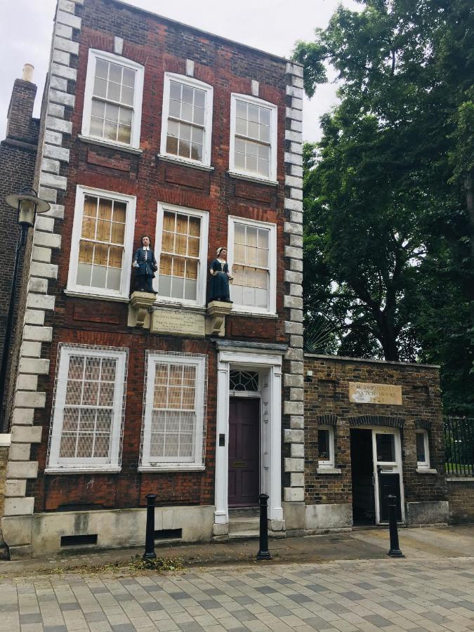 One-Bedroom Rotherhithe/Bermondsey Flat, Central London, Uk Luaran gambar